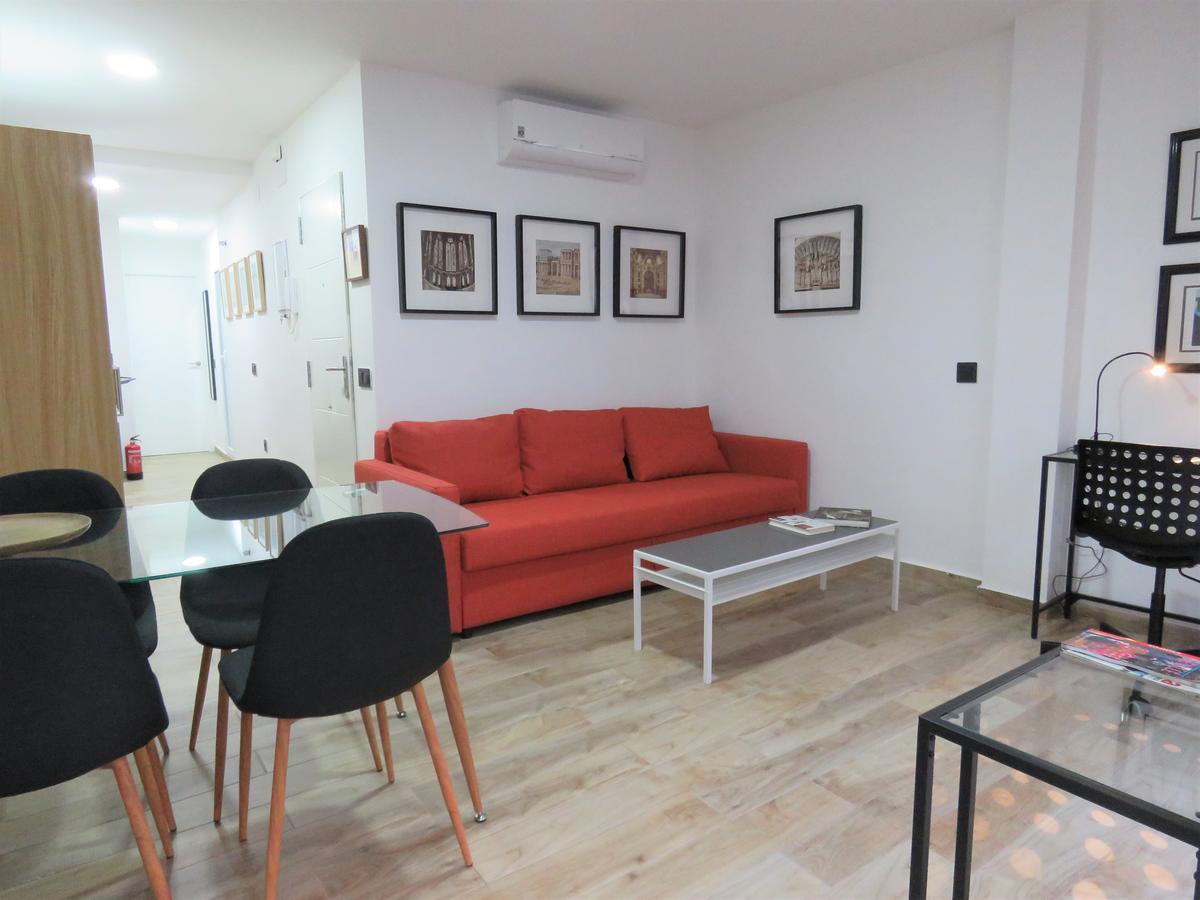 Living Sevilla Apartments Hercules — Photos 2