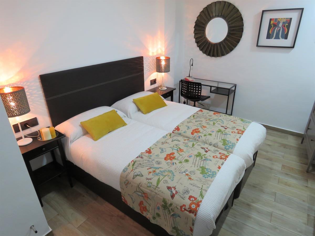 Living Sevilla Apartments Hercules, Seville